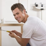 Montage eines Queriegels als Einbruchschutz Einbruchschutz Beratung Ahrensfelde